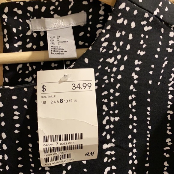 H&M - Black Dress - Picture 3 of 5